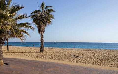 Holiday cottages in Badalona