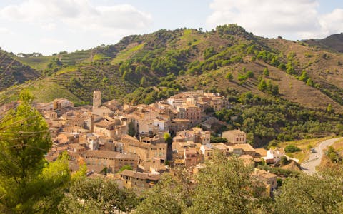 Holiday cottages in Porrera
