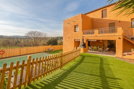 Holiday cottages in Sant Mori