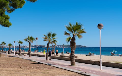 Holiday cottages in Cambrils