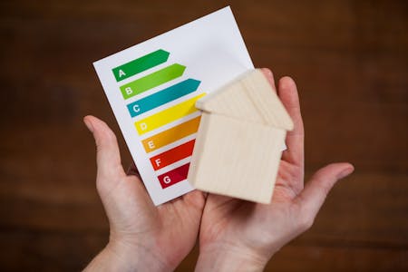 Energy and consumption management of houses