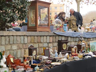 The 7 best antiques and collectibles markets in Girona