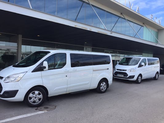 Taxi and Minibus service